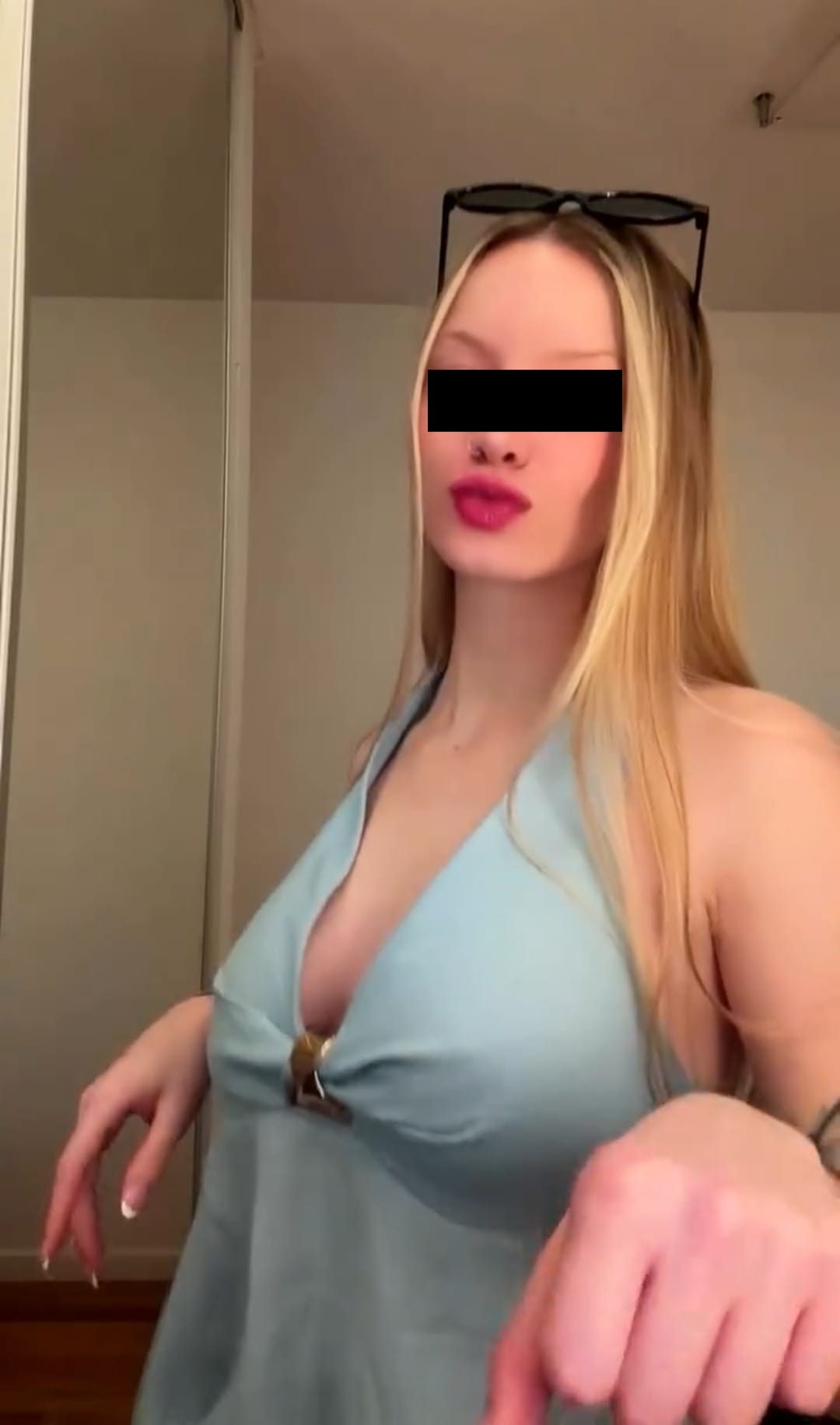Aslı 23 Yaş Genç Elden Ödeme