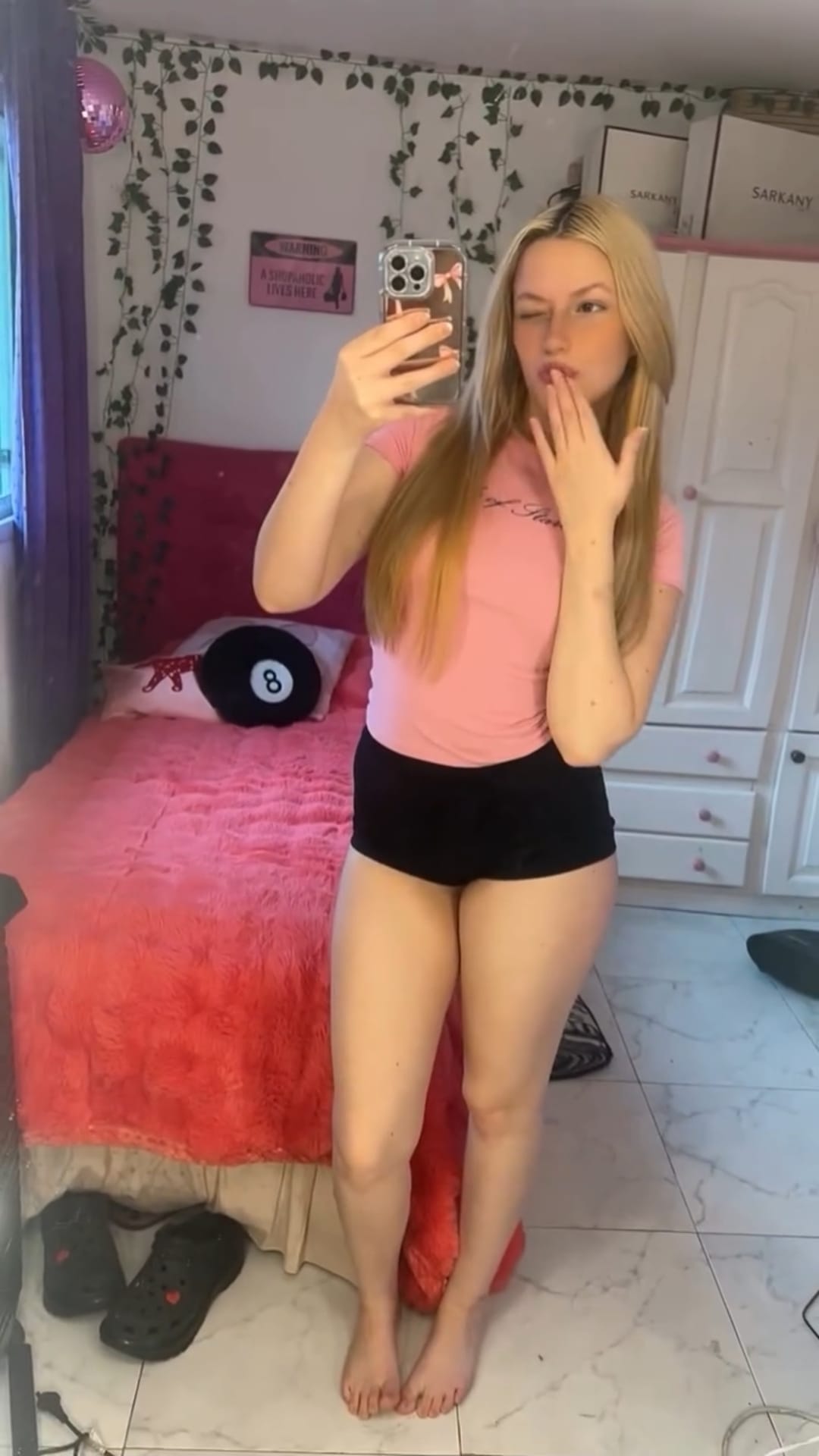 Emma İstanbul 24 yaş 