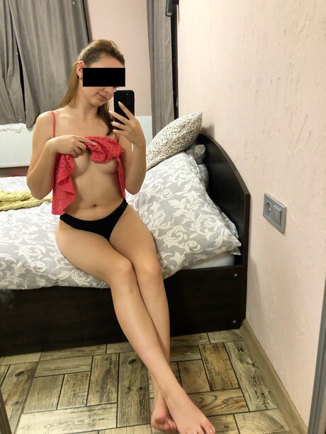 Lale 27 yaş ev otel rezidans yeri yok