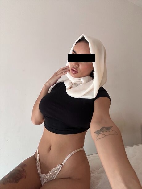 Mehsa İran' lı yabancı esc 23 yaşında