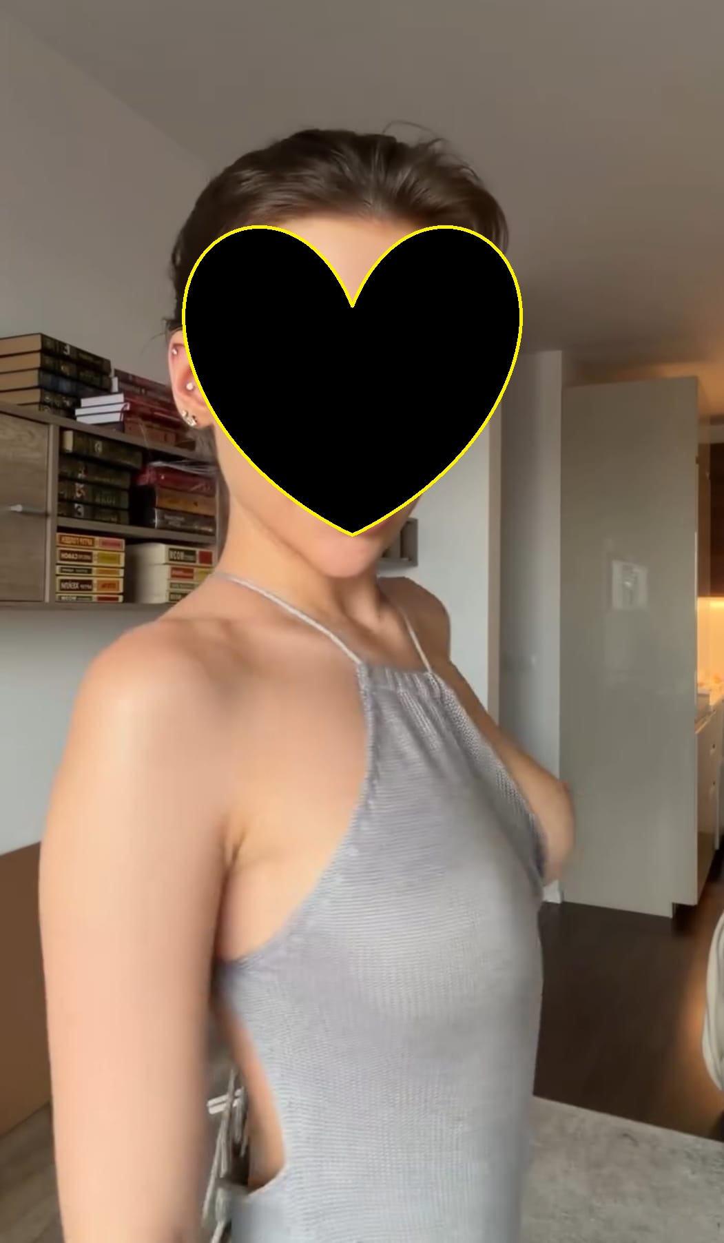 Nazanin 25 yaş